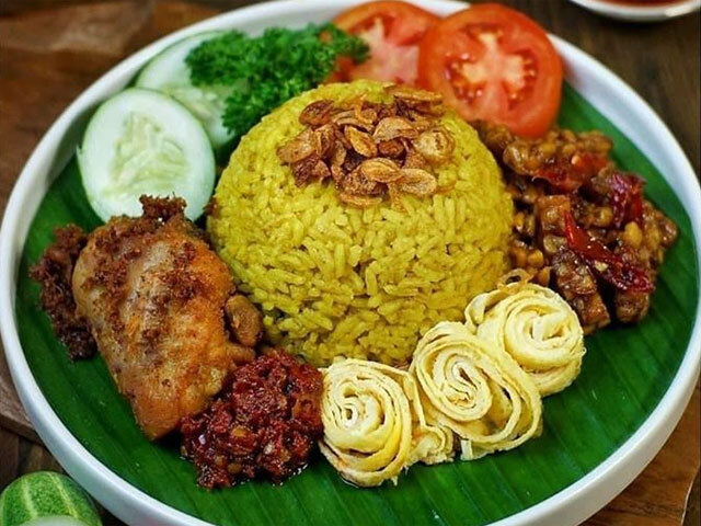 nasi kuning Nasi Kuning