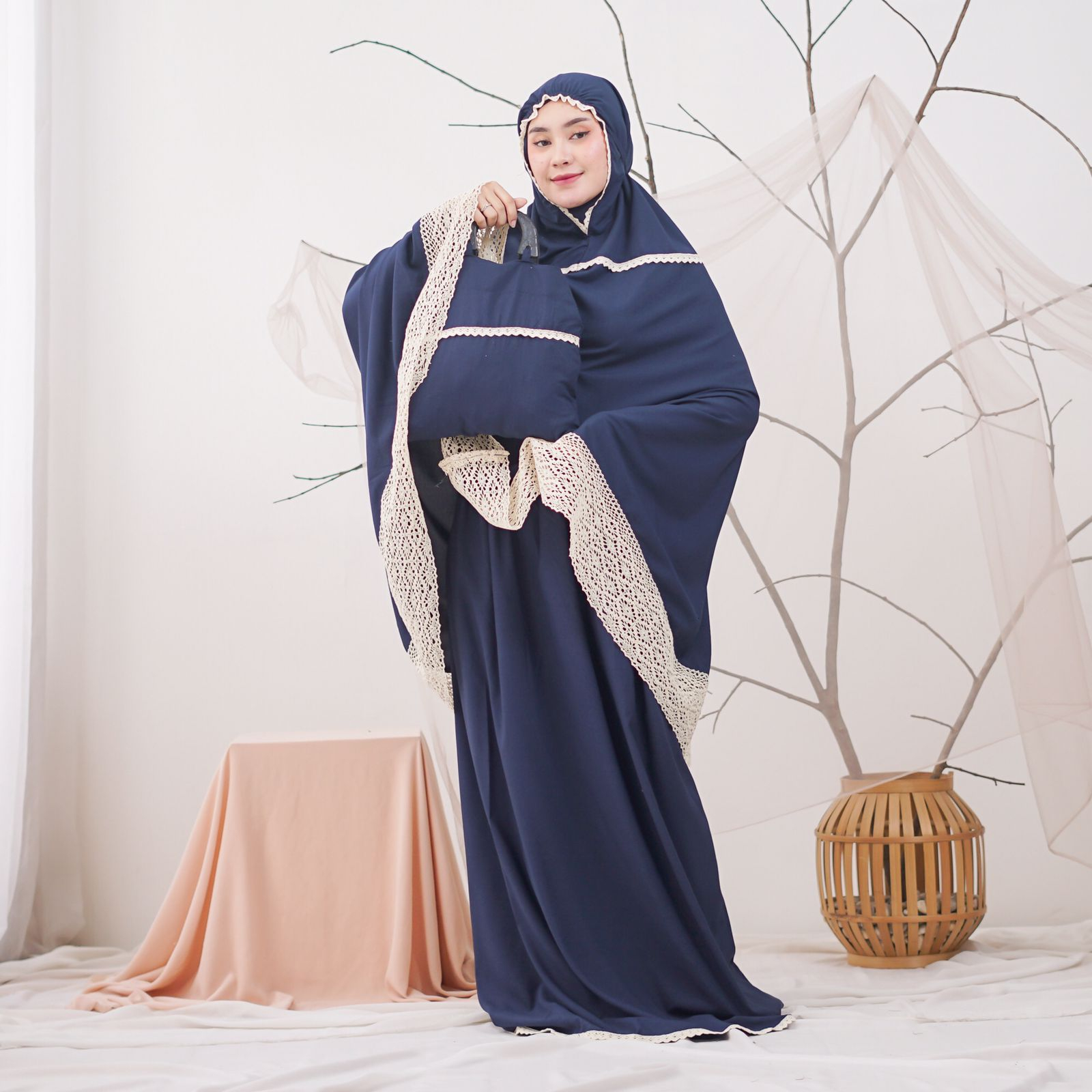 47e89716 7183 438b 9ece a5b4972eb310