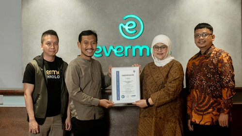 apakah evermos resmi penyerahan sertifikasi ISO apakah evermos resmi penyerahan sertifikasi ISO