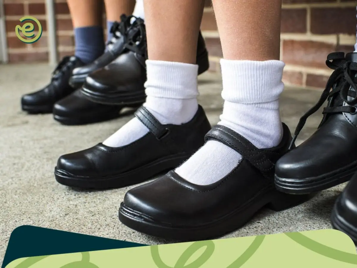 reseller sepatu sekolah