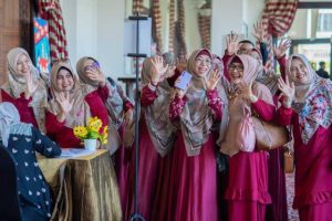 Menemukan Semangat Baru di Setiap Fase Hidup: Kisah Ummi Intan Bertumbuh Bersama Evermos 1 reseller sukses evermos - Ummi Intan