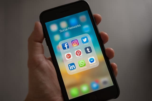 kerja online tanpa modal lewat hp