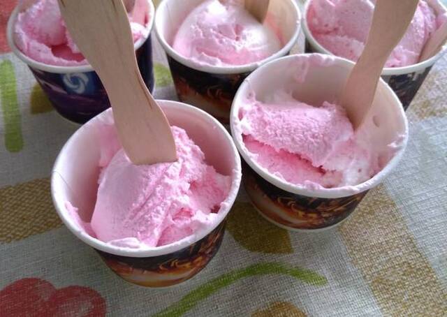 . Ice Cream 2 Ribuan